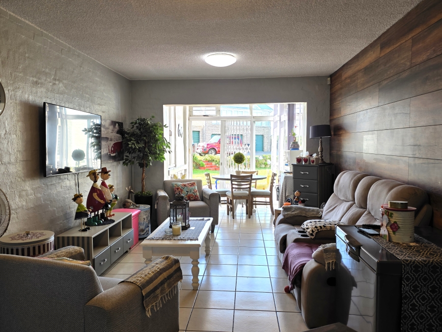 2 Bedroom Property for Sale in Aston Bay Eastern Cape